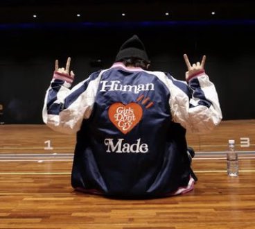 MapOfTheHoseok's tweet photo. the way hoseok posted this on 25 November, the International Day for the Elimination of Violence against Women. It's crazy how much I love him, he means so much to me… 🤍

#jhope https://t.co/gIjuevcvks