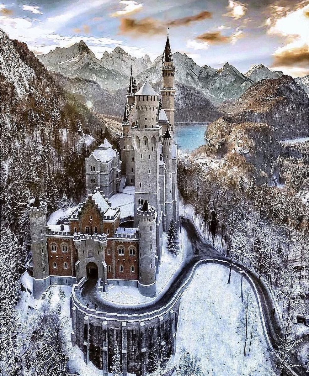 L_A_A_S_2002's tweet photo. Germany 💙 https://t.co/14WaZh3jbx