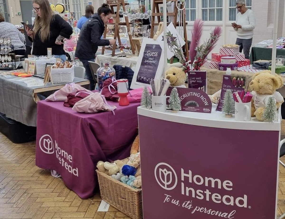 HomeInsteadmhcr's tweet photo. We’re having fun today! Christmas Fair till 4:00 Menphy’s Hub, Bassett St. Wigston LE18 4PE #menphys #menphysuk  #christmasfair #parttimework #sharethebear https://t.co/FrvCdicU9L