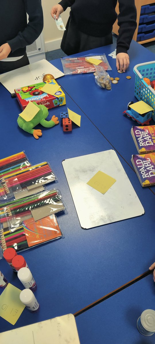Year3Somers's tweet photo. Roll up. Roll up. Come and see all the items you can buy at Year 3's market stall. Well done to all the children in calculating change and buying some items. https://t.co/MoJHd0lxvL