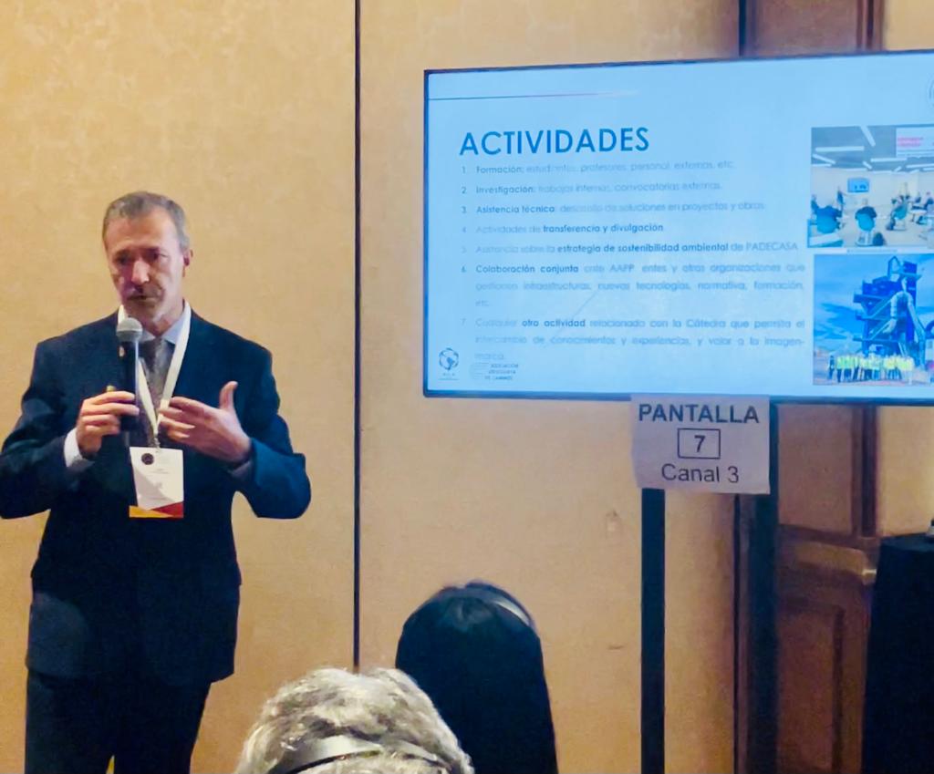 Hemos presentado el modelo de Cátedra <a href="/PADECASA/">PADECASA</a> <a href="/uaxuniversidad/">UAX</a> como ejemplo de colaboración entre empresa y universidad, ofreciendo la posibilidad que pueda servir como referente de colaboraciones internacionales para compartir conocimiento y exoeriencias <a href="/CilaXxi/">CILA XXI</a> <a href="/angelsampi/">Ángel Sampedro</a>