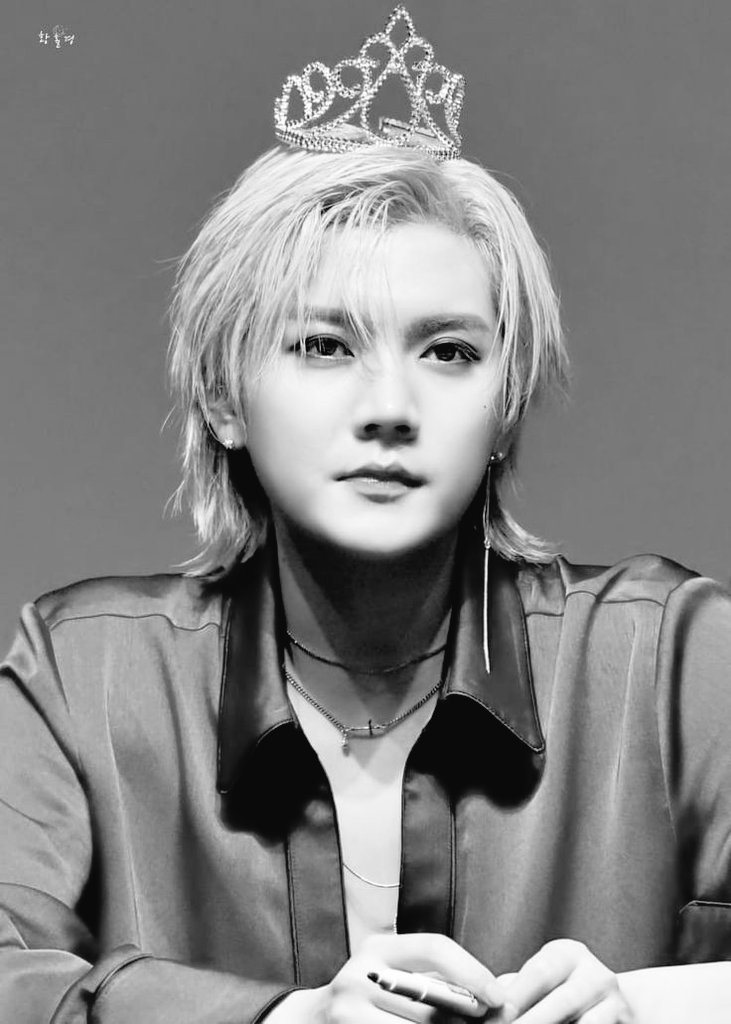 ᅟᅟᅟ
ᅟᅟᅟᅟᅟᅟᰵ   мαүвε ı coul𝗱١
ᅟ  ᅟᅟ  ხᧉ. . .﹫ чour prιnceѕѕ · 👑 ₎