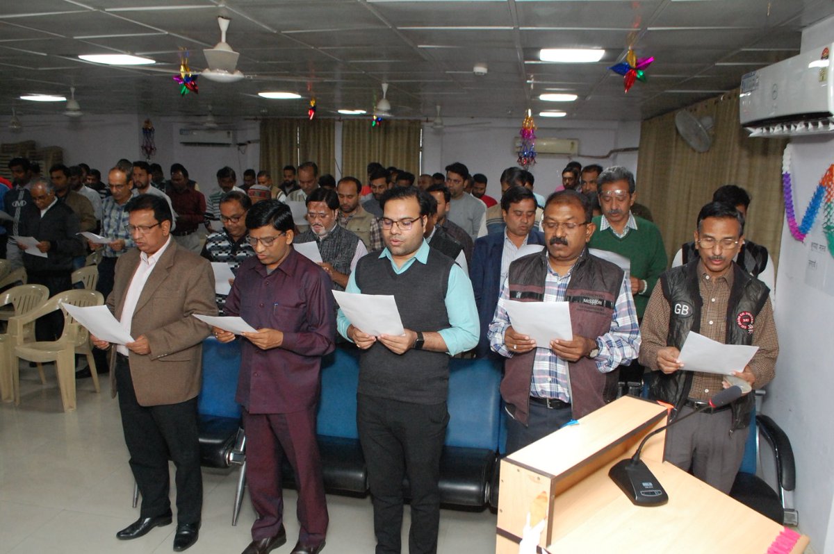 IncomeTaxUPWest's tweet photo. As a part of celebration of Constitution Day, at various Income Tax Offices situated at Kanpur, Ghaziabad, Noida,Agra of PrCCIT (UP West and Uttarakhand) Region, along with Officers and Officials read the preamble to the Constitution of India yesterday. https://t.co/RxVctrSD8Q