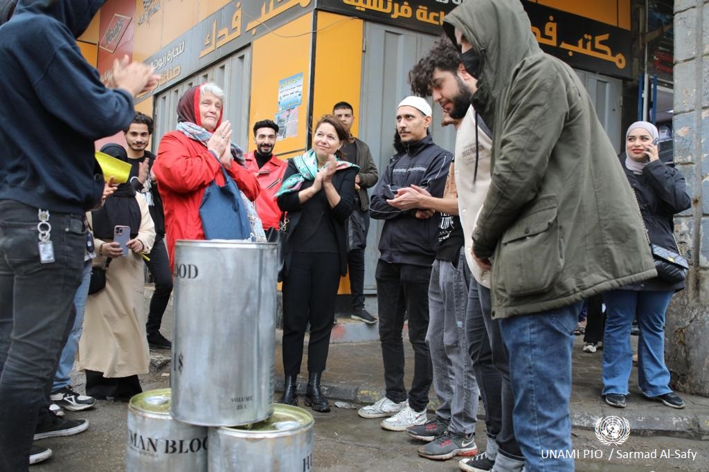 UNIraq's tweet photo. “Baghdad Walk” by @tarkib_baghdad – Emerging and young Iraqi conceptual artists convey lived experiences and perceptions of #humanrights through a powerful mobile #IraqiArts exhibition on #AlRasheed street on 25 November 👉https://t.co/TH3dKIhzUb https://t.co/Wnmf3KGrnW