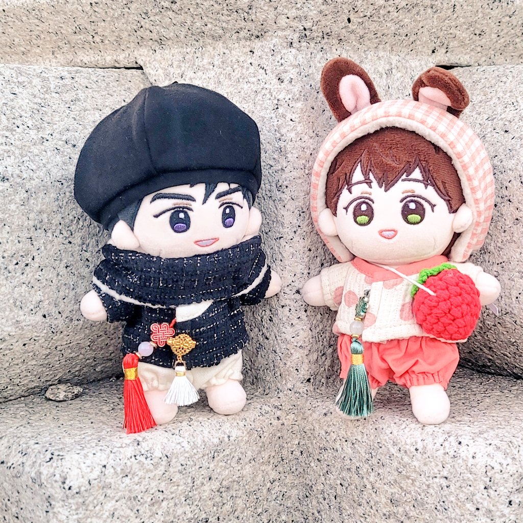 Annettechic83's tweet photo. 이록전하와 상율마마의 경복궁데이트🍀
상율: 전하 위로 올라와보세요
상율: 여기 경치가 넘 좋습니다♥️
이록: 응 내가 그곳으로 갈게(응차
#버드나무로맨스 #이록상율 https://t.co/dhRiAxjFjO