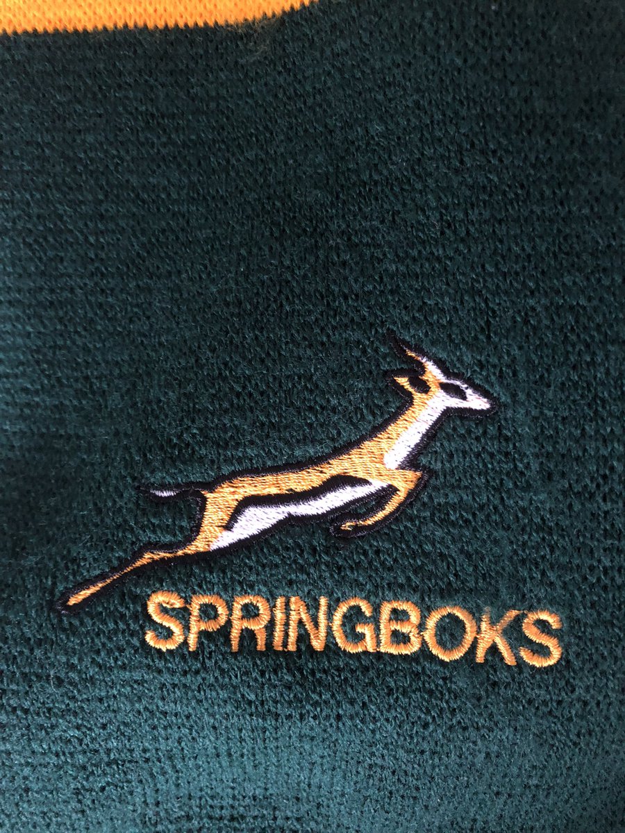 charlbester1975's tweet photo. After 22 years the old boy is going back to Twickenham with a wee bit of South African @BainsWhisky lekke Bokke @Springboks https://t.co/I8POpxF0DL
