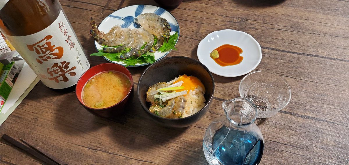 kobaran's tweet image. そんなわけでエビ祭り
ついでに1年以上冷蔵庫で眠ってた写楽開栓