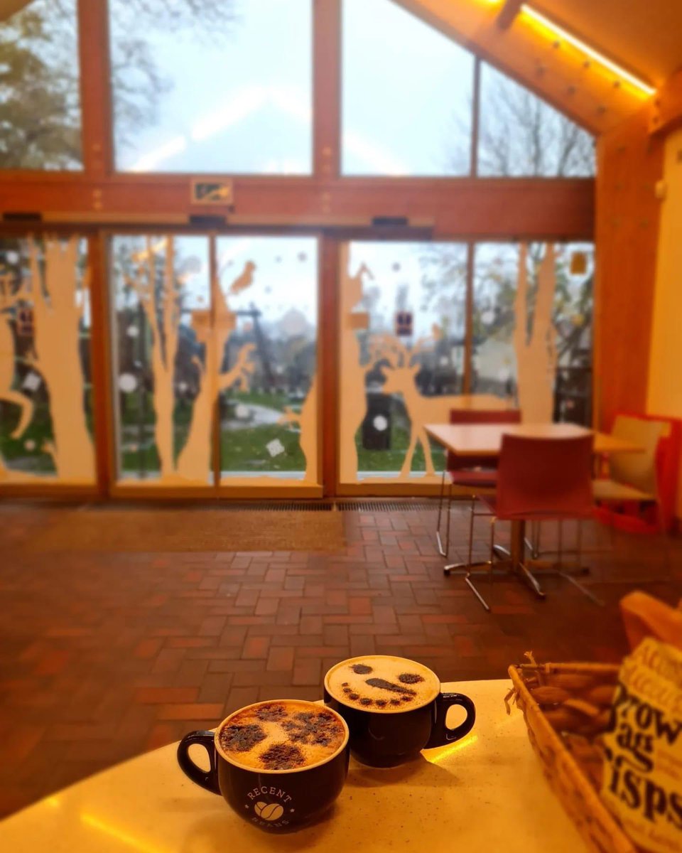 <a href="/CastleCoffees/">The Castle Coffee Shop- Pontefract Castle</a> is open until 7pm today, if you plan to visit the #lightup event <a href="/PonteCastle/">Pontefract Castle</a>. Hot festive drinks &amp; treats are available to sit in or take away 👍🍰☕️ <a href="/MyWakefield/">Wakefield Council</a> <a href="/Expwakefield/">Experience Wakefield</a>