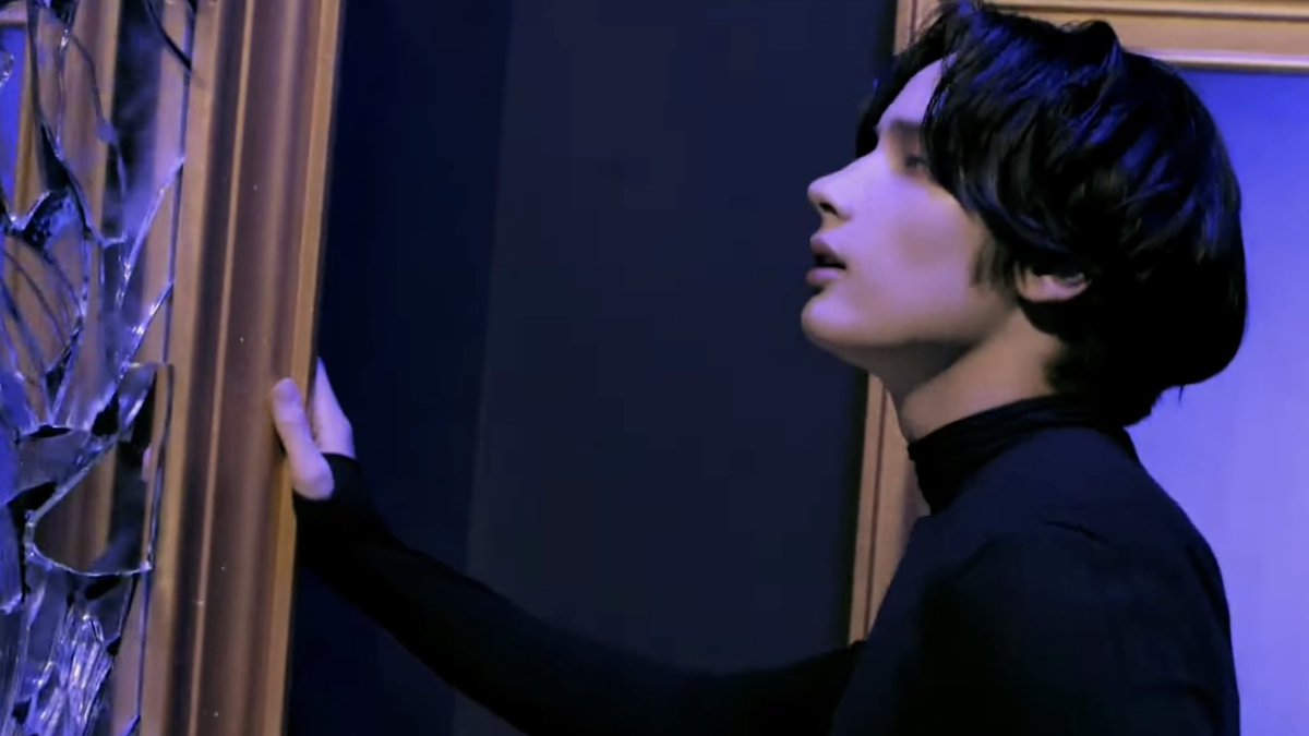 OscarlucioM's tweet photo. Huening Kai is trending under kpop with over 18.5k tweets 🥳🥳🔥🔥 #휴닝카이 #TXTatAMAs I vote #HUENINGKAI of #TXT for #TOP100MostHandsomeFace https://t.co/FYe8AuWwBi
