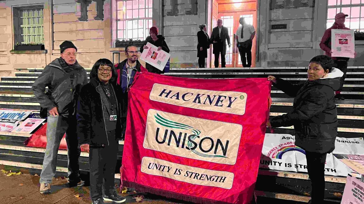 eastlondonlines's tweet photo. With a third of library staff warned that they face redundancy, supporters of Hackney libraries protested outside theTown Hall on Wednesday night to put pressure on councillors. Ft. EXCLUSIVE interview with @HackneyAbbott Words by Melody Chan✍️ Read Here: https://t.co/r7RKUkbfle https://t.co/4gZZAwTYEA