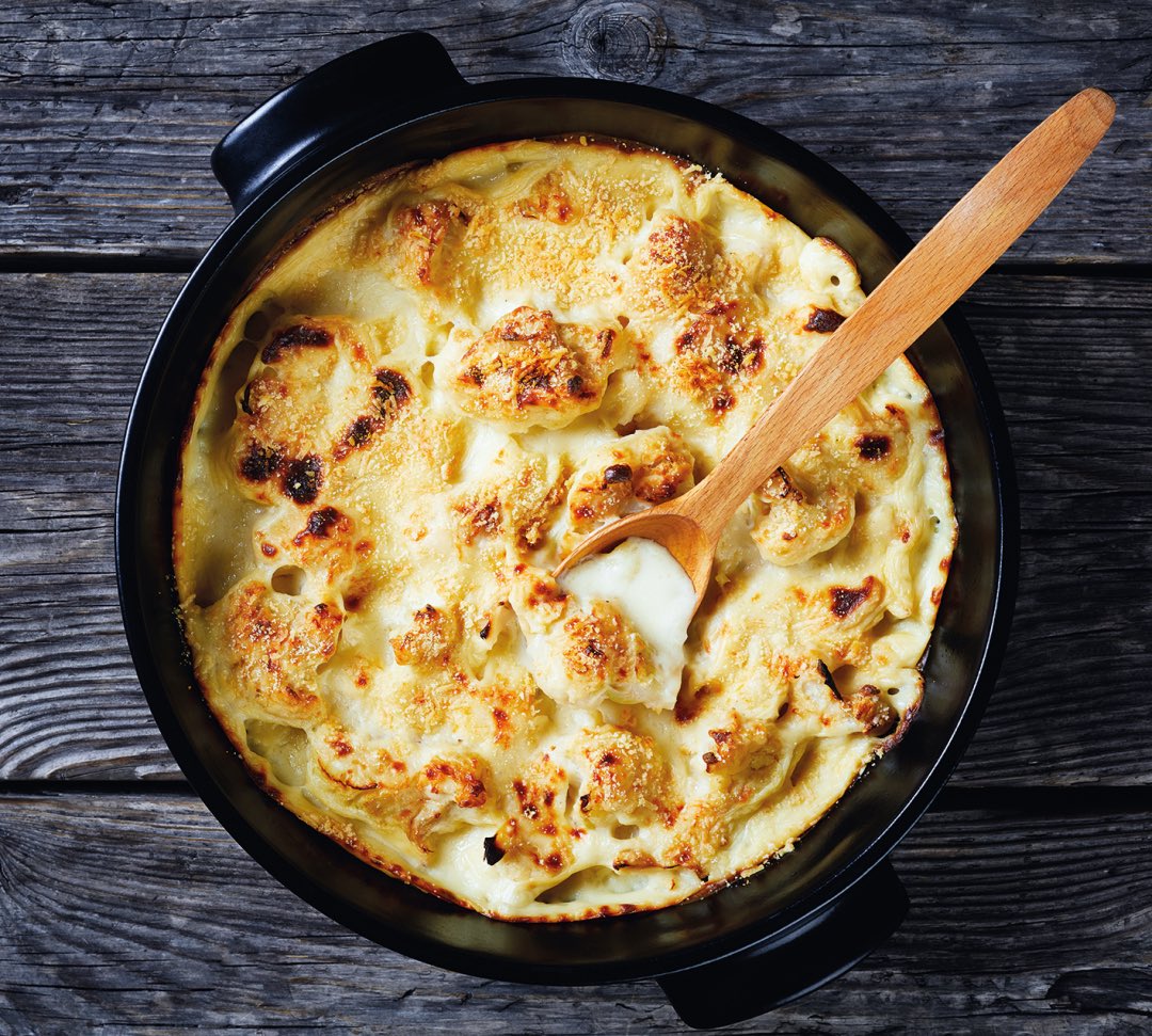 Bullanddog's tweet photo. Make sure you book in for tomorrows Sunday Dinners! Served from 12 - 7pm 
Nothing is better than spending time with family and friends on a Sunday enjoying a roast dinner together! Why not try our delicious home made Cauliflower Cheese paired with our large choice of wines!🍷 https://t.co/PAhfKytvIj