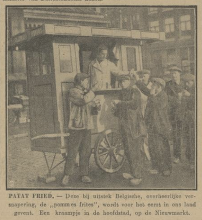 voetnoot's tweet photo. Het is patat frites, over twee jaar kunnen we een 100-jarig jubileum vieren op de Nieuwmarkt.  #patat #friet #fried #patatfrites 
👉Haagse Courant, 20 december 1924 via @DelpherNL natuurlijk https://t.co/3kdIvcbOlX