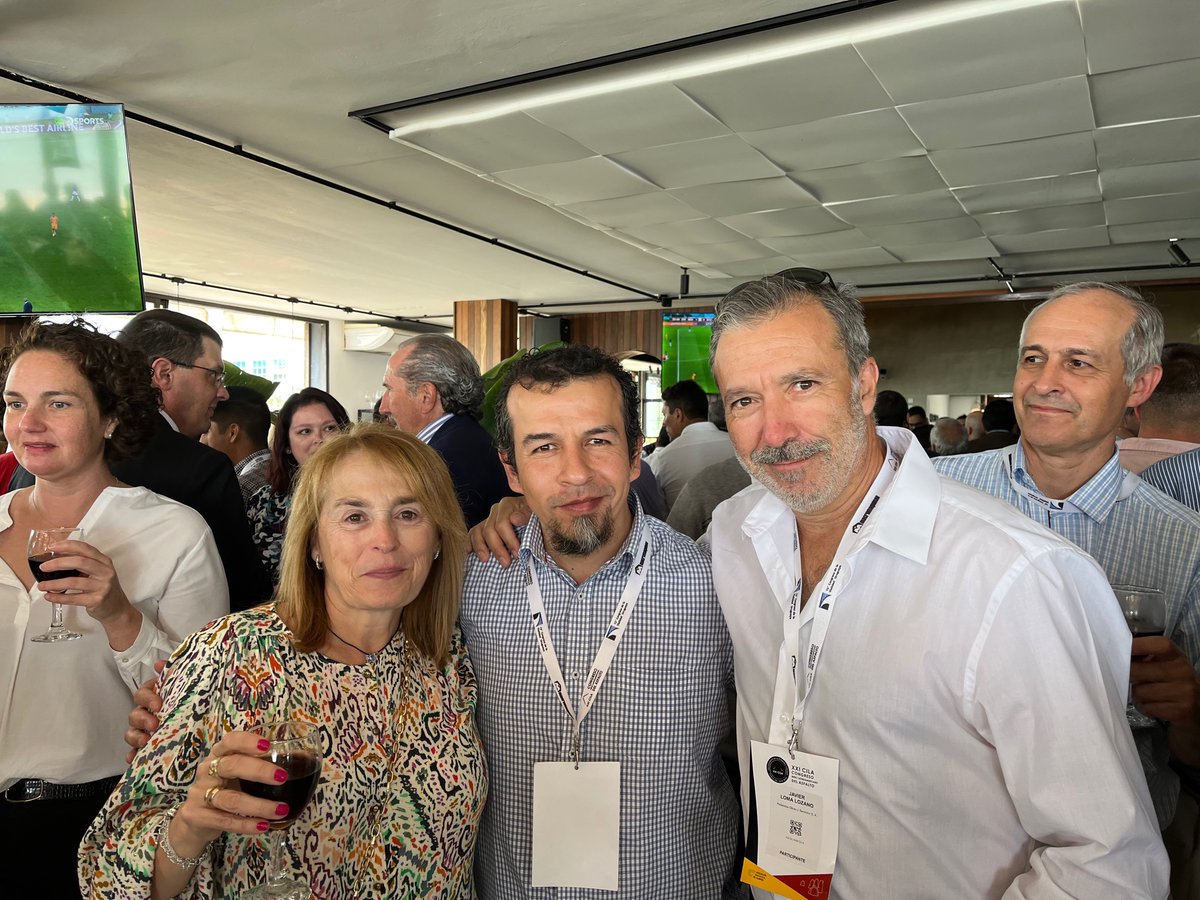 <a href="/javloma/">Javier Loma</a> <a href="/Perisandru/">#Carreterasyalgomas Andrea Peris</a> <a href="/jjpotti/">Juan Jose Potti</a> <a href="/angelsampi/">Ángel Sampedro</a> Estimado Javier ha sido realmente un gusto haber coincidido contigo en #XXICILA, sentí que nos conocíamos hace tanto tiempo y solo faltaba presencial. Le tengo tanta estima a mi querida armada Española, cómo yo le llamo, y también nos une el sentimiento “friki” de los pavimentos.