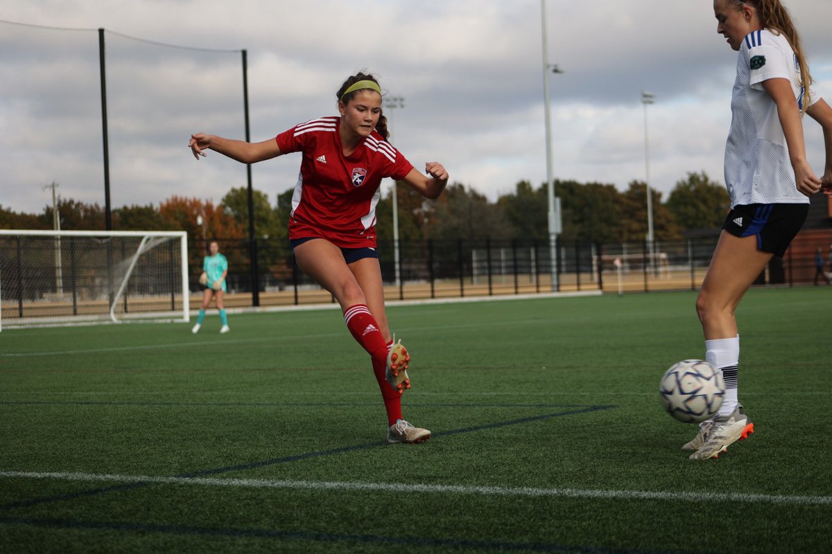 BLynn2023's tweet photo. Tough loss yesterday but proud of my team for continuing communication &amp; fight! Our game today was canceled but we play Sunday @ 12:30-field B! Come &amp; watch! @ChallengeSoccer East 04/05 ECNL-R @MSUTXWSoc @Blinn_WSOC @HCUWSoccer @SFA_Soccer @USTWSoccer @RiceSoccer @LamarWSoccer https://t.co/x1GI0sJgvz