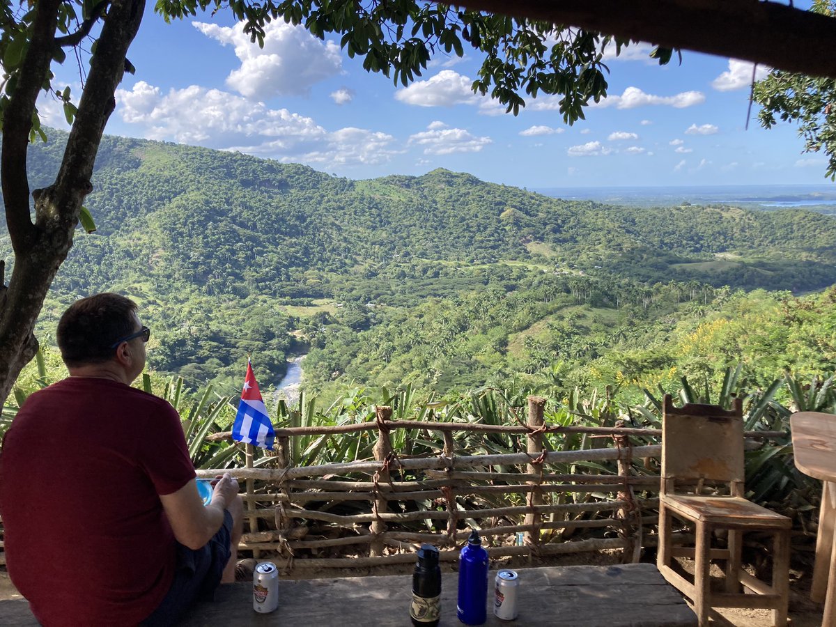 AnleyRosales's tweet photo. Walk through amazing nature in the Sierra Maestra, Granma, Cuba.
.
.
.
.
#cuba #nature #hiking #trail #lake #lakeview #river #green #mountains #sierramaestra #sierramaestracuba #bayamotravelagent #comandanciadelaplata #comandanciadelaplatatour #toureasterncuba https://t.co/o4eGh5OdvE