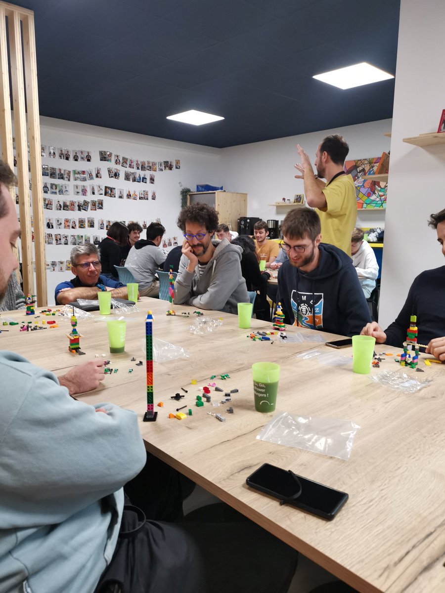 RemyOursEnPeluc's tweet photo. #SavvyThinking #Highlights @We_Forge: '🧩 Le @StartupAngers commence bien la journée avec 4 ateliers !
🚀 Le leadership avec Marie-Eve, le Légo serious play avec Guillaume Bergey, le lean startup avec François Gobert e… https://t.co/CVhtgqnDYj, see more https://t.co/ctGhmaBOBD