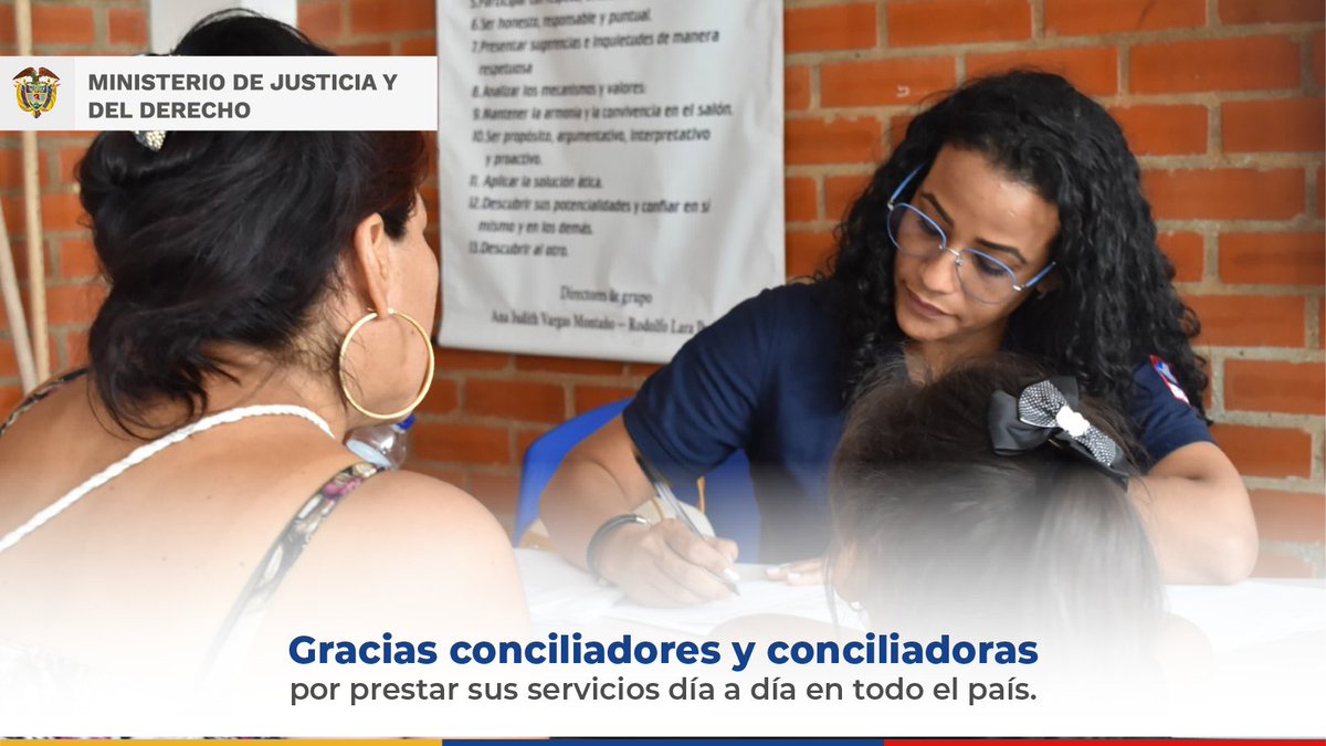 MinjusticiaCo's tweet photo. En el Día Nacional de la Conciliación hacemos un reconocimiento a todos los conciliadores y conciliadoras en derecho y en equidad que prestan sus servicios a 🇨🇴

🤝Gracias por ser promotores del diálogo en la resolución de conflictos. 

#MenosAgarronesMásConciliación https://t.co/5pwuplDvqA