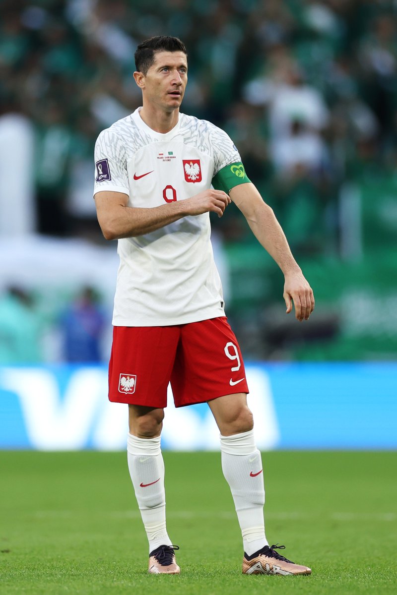 FIFAWorldCup's tweet photo. Will Lewandowski get his first #FIFAWorldCup goal today? 💭 https://t.co/HqdFNl4gnr