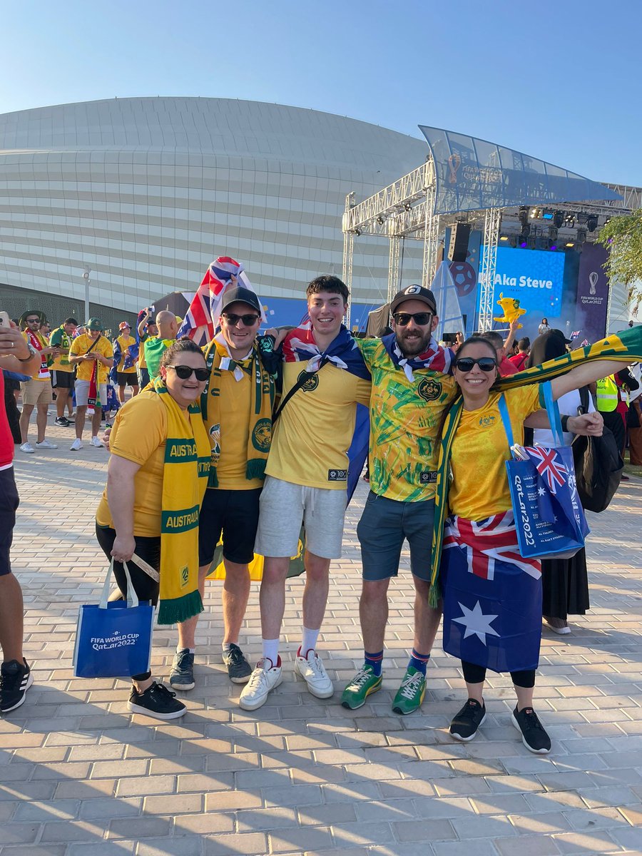 MelFranjinho's tweet photo. WHAT A WIN @Socceroos!!!!!

#WorldcupQatar2022 #FIFAWorldCup #AllForTheSocceroos https://t.co/wFgnQrMWWz