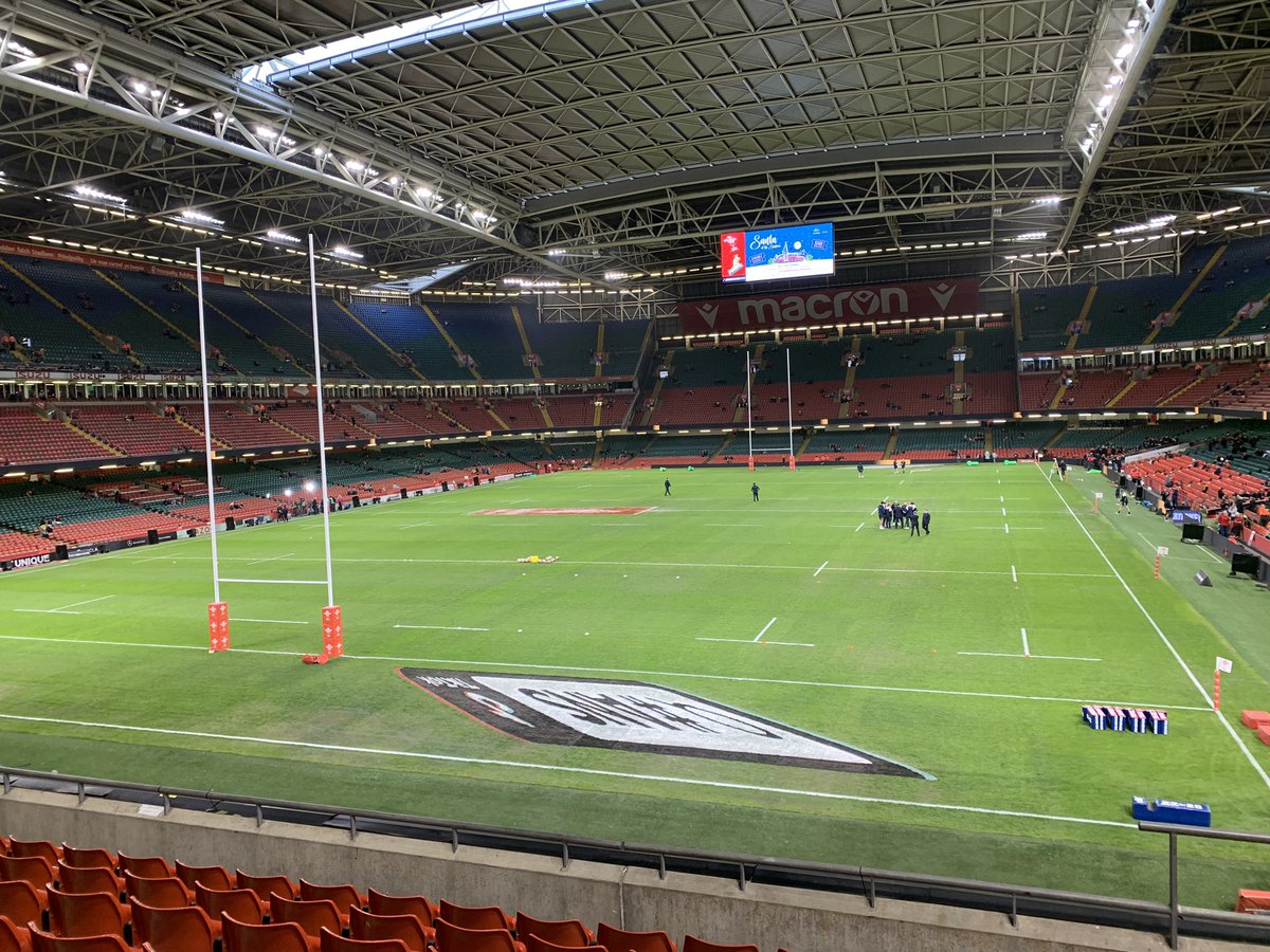 IanCooke4's tweet photo. Hear to see @WelshWestEnd heard they’re a bit good at what they do. Just happens to be a rugby match on here too! #Welsh #WelshWestEnd #WalesvsAustralia #Australia #Wales #comeoncymru #cymru https://t.co/s4pkt0tX2N