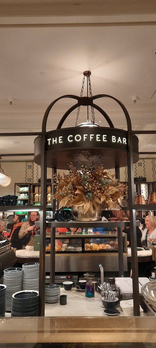 It doesn't always have to be #Greggs! Tea and cakes <a href="/Harrods/">Harrods</a> if you please...with lovely <a href="/libbyb27/">Libby B 💙</a> &amp; <a href="/TinaxReevesx/">Tina Reeves 🌻</a> - we've had to take out 2nd mortgages...but we're worth it☕️🍰🥰