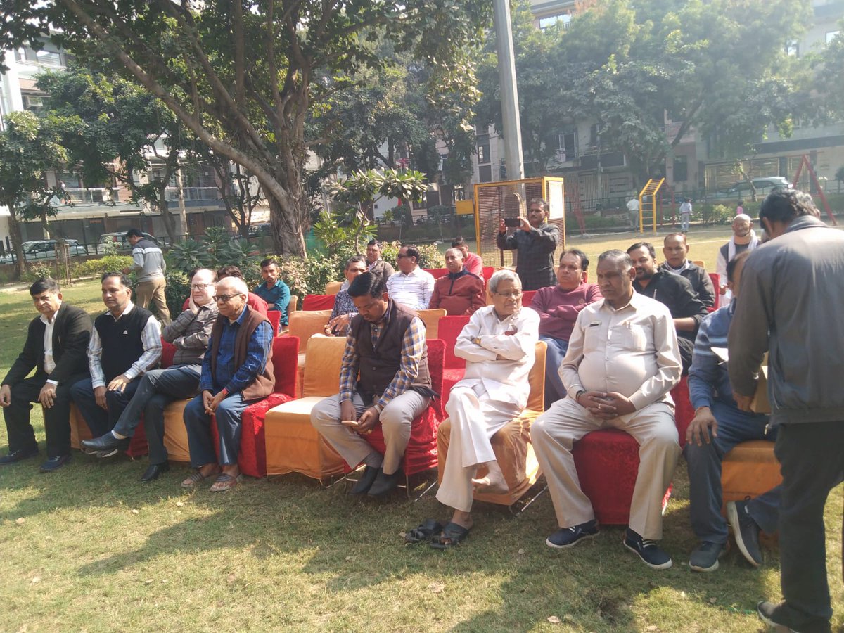 JaiUpkar's tweet photo. बवाना विधानसभा के वार्ड नंबर 26 पुठकला के सेक्टर 22 पॉकेट 3 में आम आदमी पार्टी की प्रत्याशी रितु मुकेश सोलंकी के समर्थन म���ं सभा को संबोधित किया व वोट की अपील की https://t.co/9w2vEzSYdw