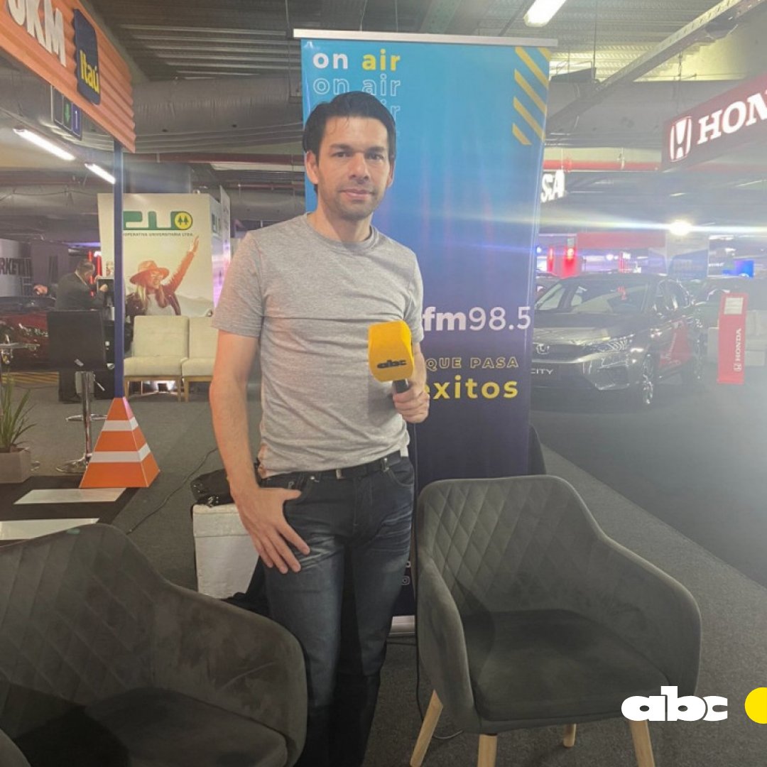Romance985's tweet photo. #HoySeráOtroDía con Jorge Galeano en transmisión exteriores. Desde la Expo Cadam en el 3er subsuelo del Paseo la Galería.
📲Whatsapp: https://t.co/RuE7YR7Axq
📻https://t.co/ZH6HDzQAie
#ABC985🎶 Solo Éxitos. https://t.co/iTIbey5oXN