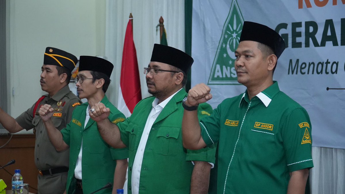 pwansorjatim's tweet photo. Selamat dan Sukses Konbes XXVI GP Ansor "Menata Organisasi, Memperkuat Konsolidasi Konsolidasi" yang dibuka langsung oleh Ketum PP GP Ansor Gus Yaqut hari ini di Asrama Haji Bekasi, Jawa Barat 

Ansor Maju Satu Barisan ✊💚
#KonbesXXVIGPAnsor 
#SpiritBaruAnsorJatim https://t.co/20hHbNMVC4