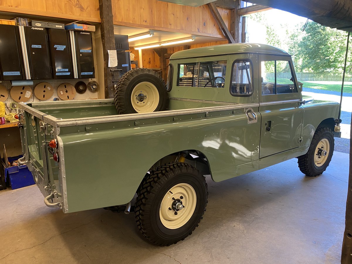 N_Am_Overland's tweet photo. 1959 Land Rover Series II 109"Pickup

#landRover #PickupTruck #OldTruck #SeriesLandRover https://t.co/u2NsZtXz83