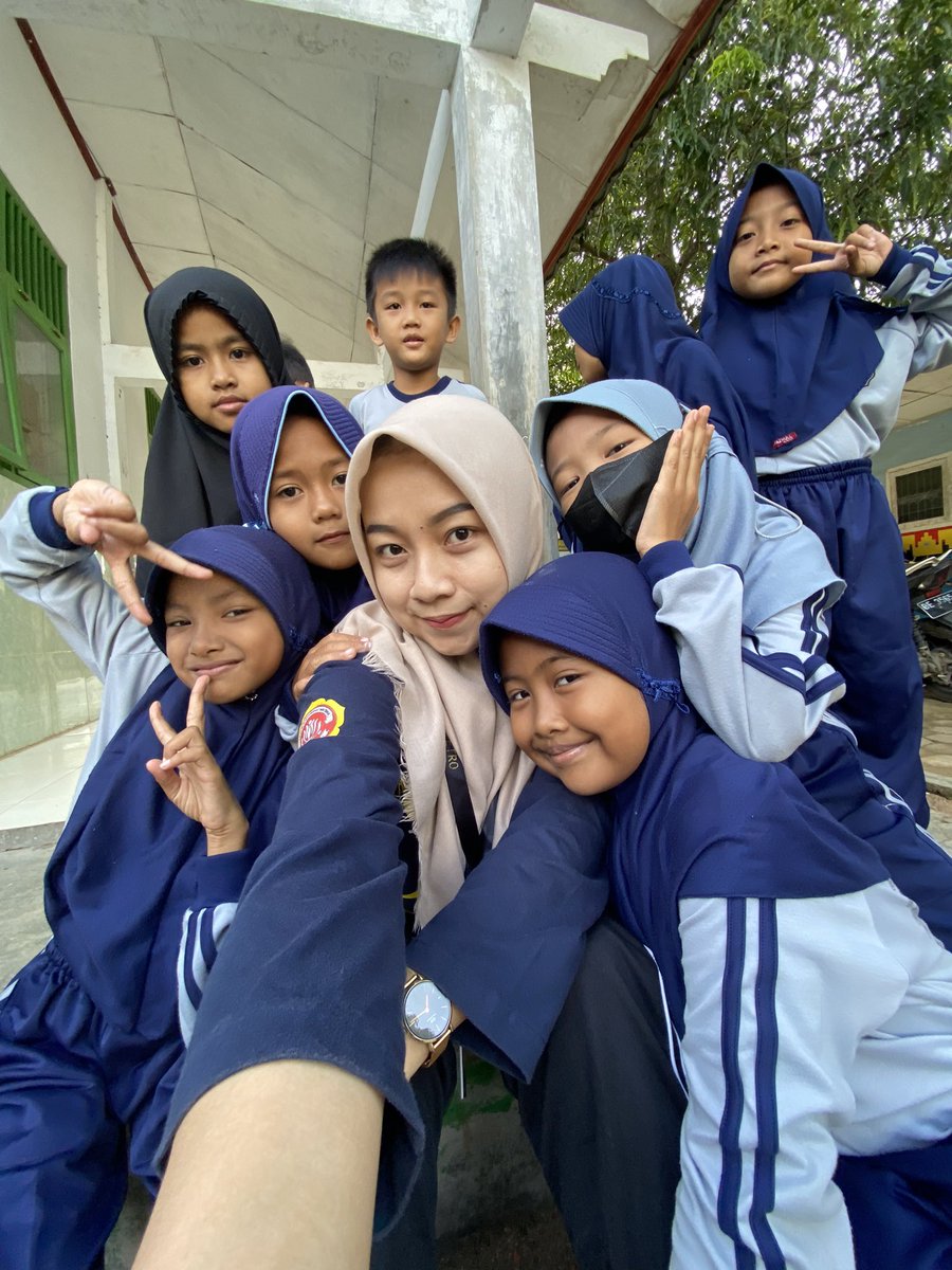 Terima kasih anak-anak ku, Selamat Hari Guru Nasional. #latepost