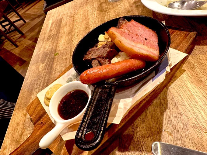 昨日友達と行った居酒屋美味しかったです 