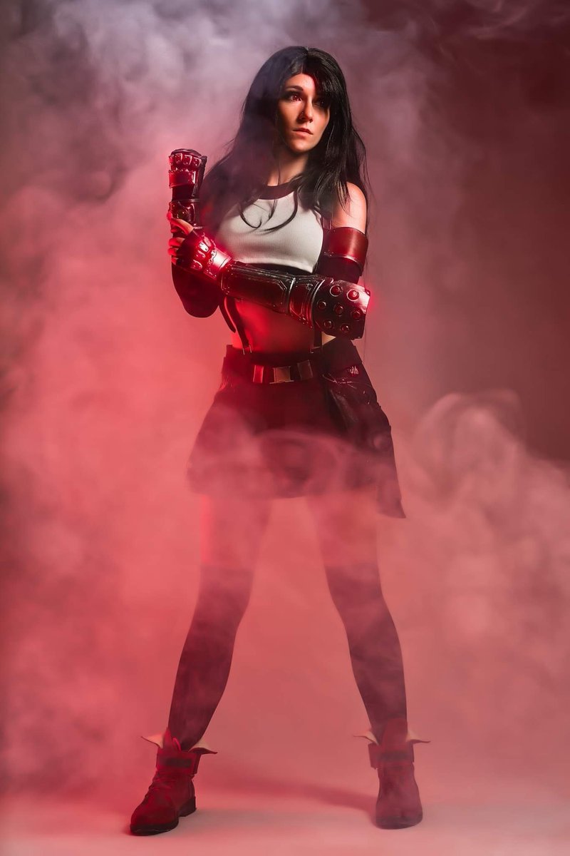 Bahamut 🔥 (@bahamut_cosplay) on Twitter photo J'ai beaucoup trop hâte de jouer aux prochains FF7.. Crisis Core, Rebirth..
Ça va partir sur Twitch DIRECT
.
.
.
📸<a href="/Cyranospic/">Cyrano's Pictures</a>
#tifa #cosplayer #FFVII J'ai beaucoup trop hâte de jouer aux prochains FF7.. Crisis Core, Rebirth..
Ça va partir sur Twitch DIRECT
.
.
.
📸<a href="/Cyranospic/">Cyrano's Pictures</a>
#tifa #cosplayer #FFVII