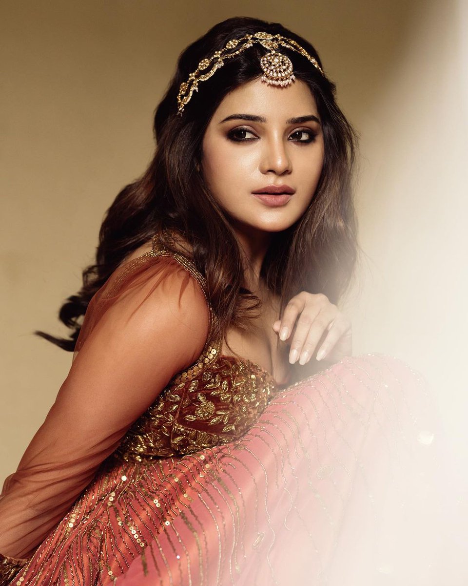 aathmika_squad_'s tweet photo. Recent clicks ❤️✨ #Aathmihearts 

@im_aathmika • #Aathmika • #Kaateri https://t.co/STD2HmkIyD