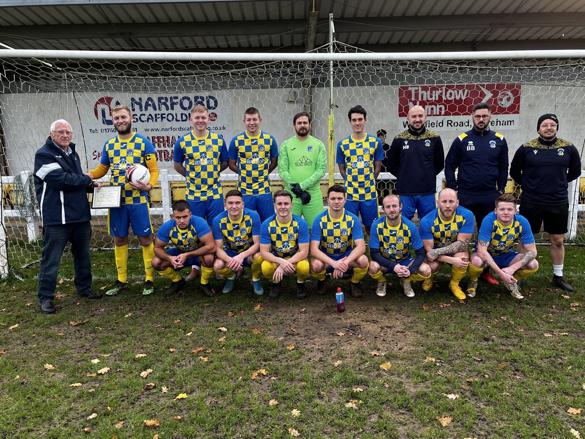 AcflSmith's tweet photo. Jack Smith presents Norton Athletic captain Liam Brown with Junior team of the month award for October 2022 https://t.co/uLwLj0RLvz