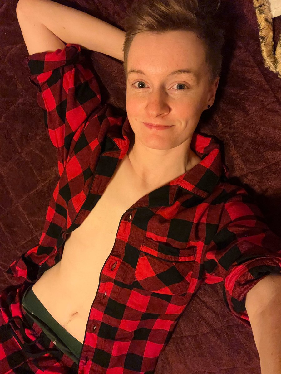 Pumpkin_boy94's tweet photo. Good morning 🪵 #lgbta #transisbeautifull #transgiving https://t.co/8V2SaMFzi8