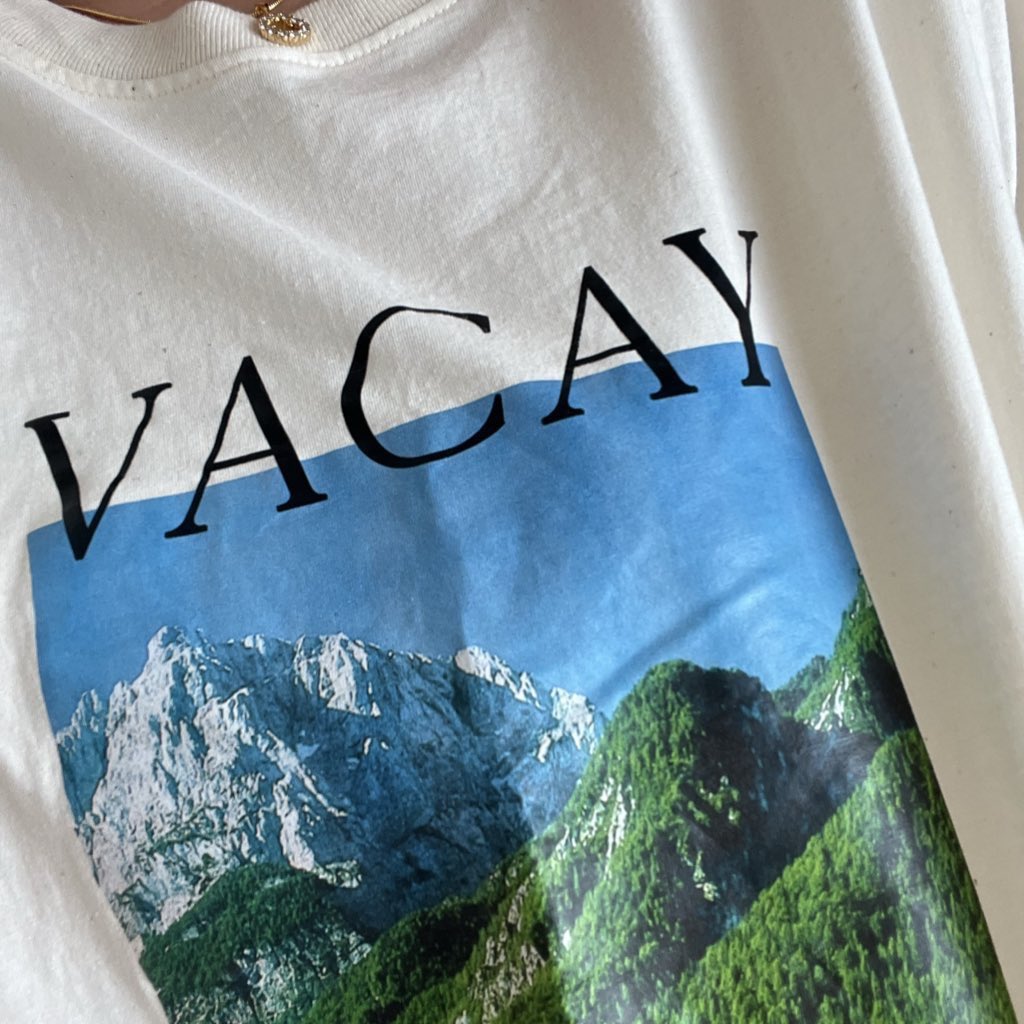 nchdaq's tweet photo. ꔛ🚏โพสนี้โมจะรวมร้านเสื้อผ้ารองเท้าที่ชอบแบบโนสปอน💘 คือหลังๆมาอินแต่งตัวสีสันสดใส แล้วรู้สึกว่าแต่งตัวสนุกขึ้นมากเลยอยากมาแชร์🌳👕🍊🎧ꕀ .*♡ https://t.co/iX1zZ8Kk0v
