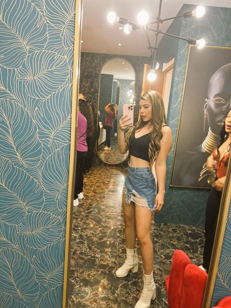 AlexaRo35500027's tweet photo. Disponible amores 🥰
#Pachuca 
https://t.co/8q7IE7GlRI https://t.co/qooZsnBoRQ