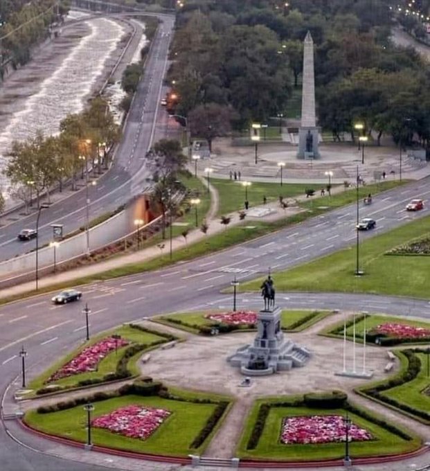 Andino488's tweet photo. Nunca olvidar todo lo que destrozaron los que hoy son Gobierno gracias a su VIOLENCIA EXTREMA.. Algún día, hay que pasarles la cuenta.. Tanta destrucción no puede ser GRATIS #GobiernoTerminado https://t.co/IBm6T6of8u