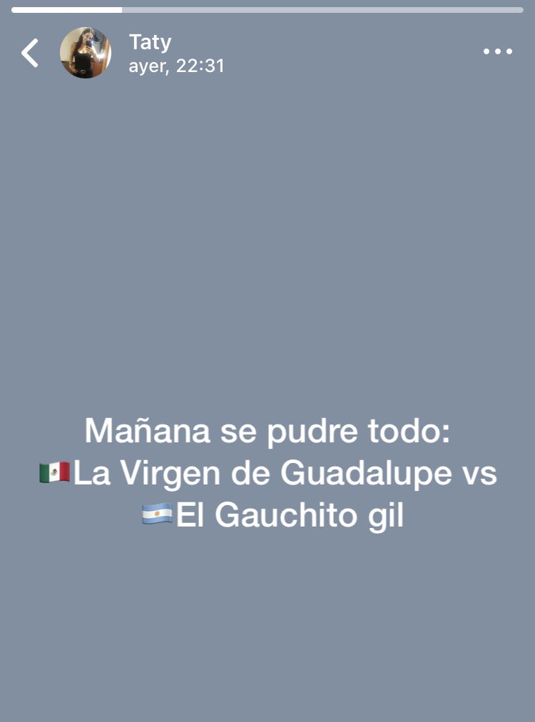 julipruyas's tweet photo. mientras tanto mi mamá https://t.co/OBLMuLh3Qh