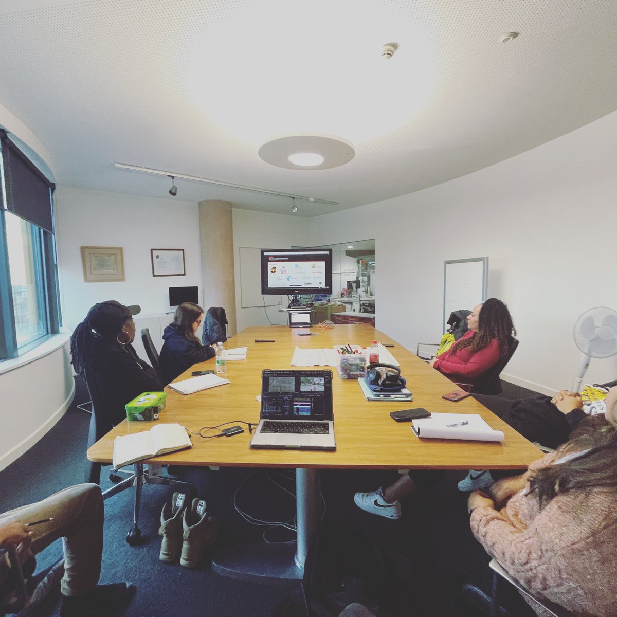 urbancircle's tweet photo. Updating our knowledge on ‘Compassion Focused Therapy’ with @GuyeKiran today with the crew #longtermlearning https://t.co/r1PSoRtt7K