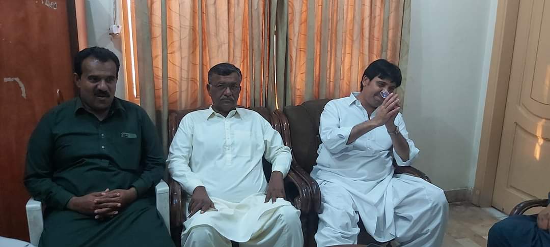 imdad_61's tweet photo. امداد علی پتافی ایم پی اے &amp; سابق صوبائی وزیر نے اپنے حلقے میں مختلف برادریوں کی دعوت میں شرکت کی ..!
#ps61
@ImdadAliPitafi
@PitafiFawad https://t.co/IDpSxdjBeg https://t.co/sQG6oiQNEp