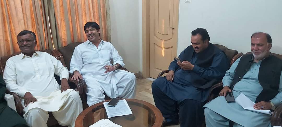 imdad_61's tweet photo. امداد علی پتافی ایم پی اے &amp; سابق صوبائی وزیر نے اپنے حلقے میں مختلف برادریوں کی دعوت میں شرکت کی ..!
#ps61
@ImdadAliPitafi
@PitafiFawad https://t.co/IDpSxdjBeg https://t.co/sQG6oiQNEp