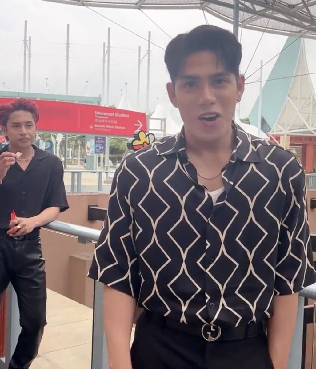 pablueee14's tweet photo. SAME? SAME AHHAAHAHAHAHAHAHAHA 🤣😭 https://t.co/XDNMDw28TF