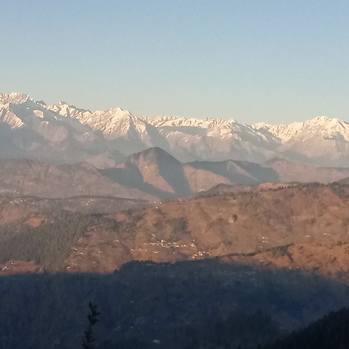 Rajinde15863622's tweet photo. #himalayaLocation :📍 khadrala Himachal Pradesh , India
.
.
.
.
.
#travelindia #indiapictures #khadrala #spitivalley #spiti #himalaya #beautifuldestinations #lahaulspiti #india #instagram #travel #vacation #himachalpradesh #himalayas #himachaltourism #holiday https://t.co/9aIuEdVYTg