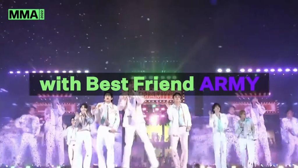 Yourminnt_'s tweet photo. Worldwide All Time Legend with best friend Army, mereka udah sejauh ini tapi mereka gak pernah lupa siapa yang udah bikin mereka sampai ketitik ini 😭 BTS ARMY IS OUR FAMILY https://t.co/rR8FI1hSYw