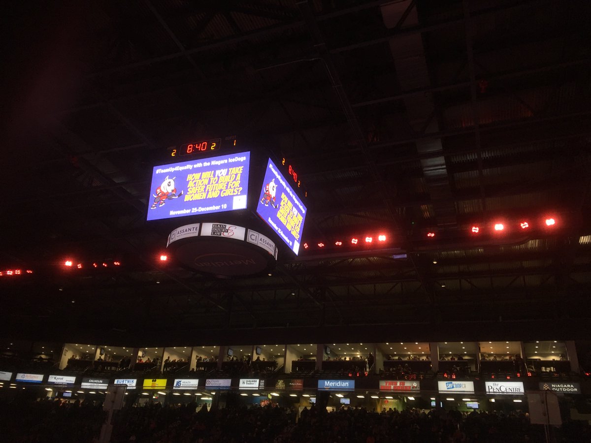 BirchwayNiagara's tweet photo. Congratulations to the @OHLIceDogs on their exciting win against the Barrie Colts last night! Women's Place staff, volunteers and supporters were excited to cheer you on as you help to raise awareness during the 16 Days of Activism! https://t.co/WTkcUfMx4Q
#TeamUp4Equality https://t.co/YiM46IxfSV