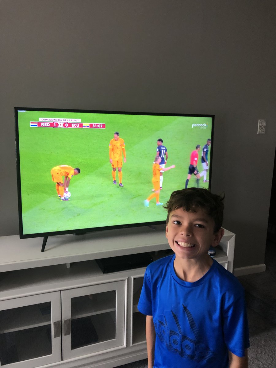 wcusc1's tweet photo. Black Friday World Cup Games..bonus points for USA, Mexico, Argentina, Spain, Serbia, Saudi Arabia, Senegal and Germany https://t.co/MtvSX0ps2T