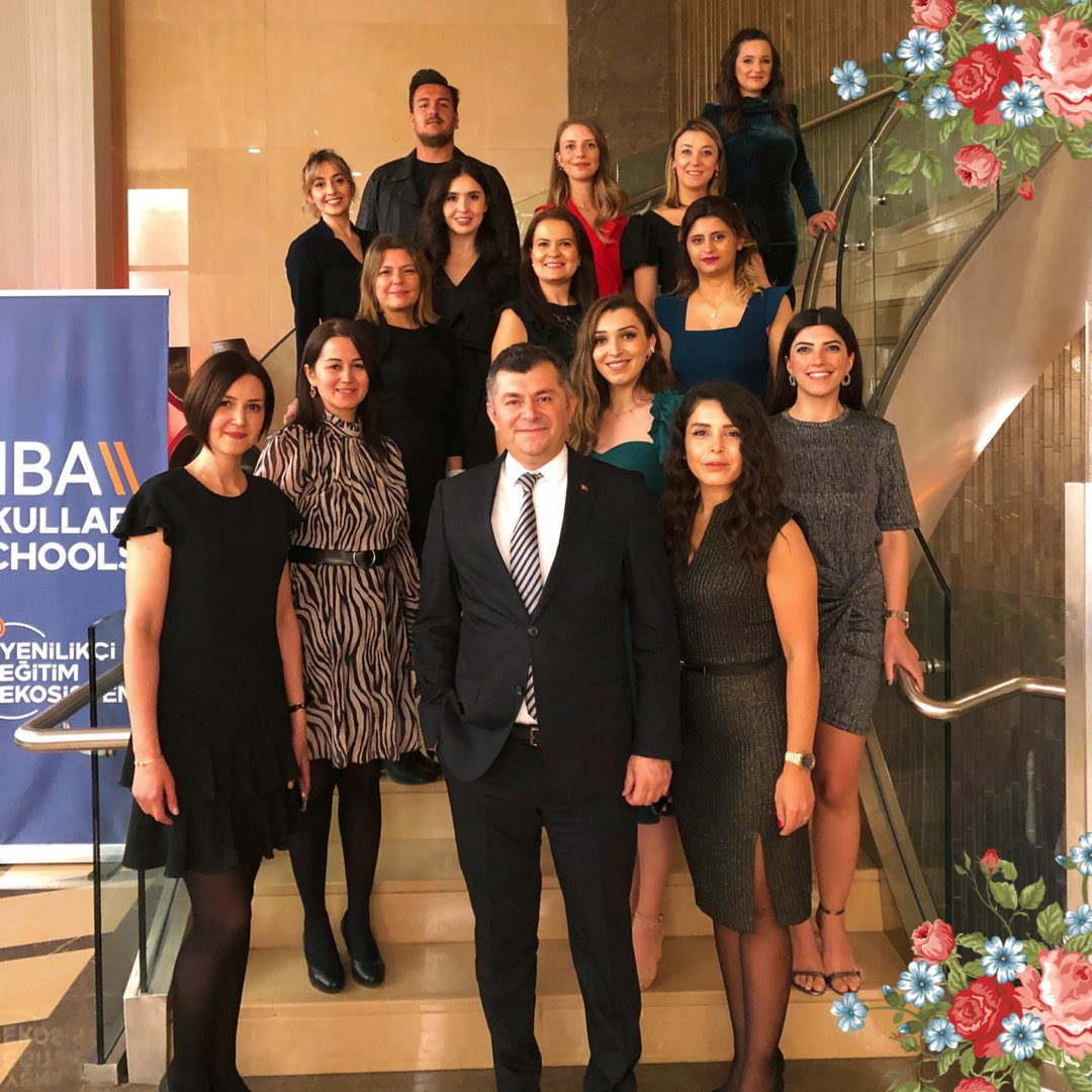 Şahane bir ekiple her şey mümkün…💯

24 Kasım Öğretmenler Günü Kutlu Olsun…💐