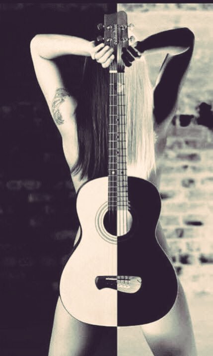 mariac mercuri (@mercurimc) on Twitter photo La musica
era il mi
rifugio
Ho potuto
strisciare
nello spazio
tra le note
e dare
la schiena
alla solitudine.
Maya Angelou
#MusicaEPoesia #SalaLettura
<a href="/SalaLettura/">©️ Il Caffè Letterario</a> La musica
era il mi
rifugio
Ho potuto
strisciare
nello spazio
tra le note
e dare
la schiena
alla solitudine.
Maya Angelou
#MusicaEPoesia #SalaLettura
<a href="/SalaLettura/">©️ Il Caffè Letterario</a>