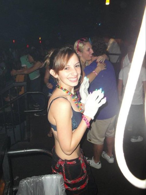 This morning I woke up from a dream that I was at rave with @OnyxKimx &amp; @GoddessFina_ and a few others😈😎<a href="/tag/plur"class="tags"><span>#plur</span></a>